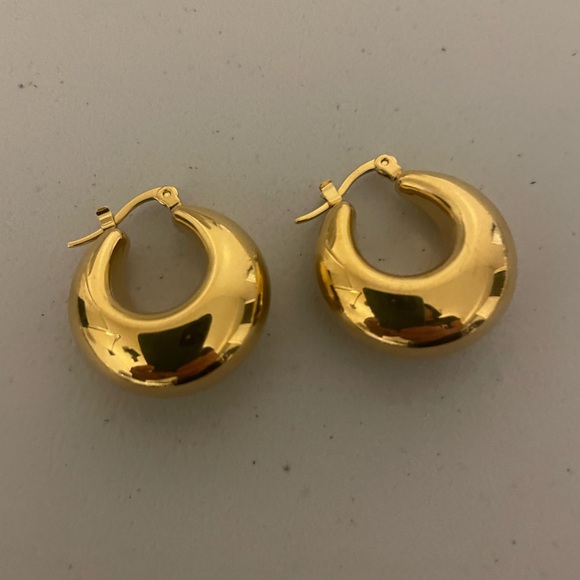 Chunky gold hoops, women’s earrings, gold earrings, hoops, women’s jewel… - Picture 1 of 3